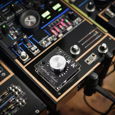 لوحة مكبرات 80W مزدوجة القناة Bluetooth 5.0 60x60x30mm